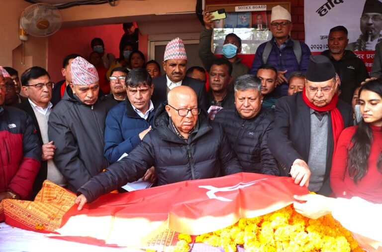 संविधानसभा सदस्य बिदुर सापकोटालाई पार्टी कार्यालयमा अन्तिम श्रद्धाञ्जली