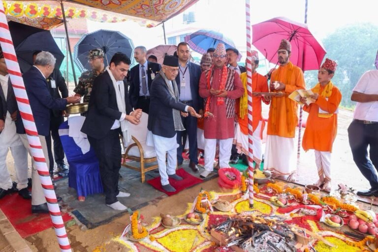 प्रधानमन्त्रीद्वारा धुलिखेल अस्पतालको ‘ट्रमा एण्ड इमर्जेन्सी सेन्टर’ को शिलान्यास